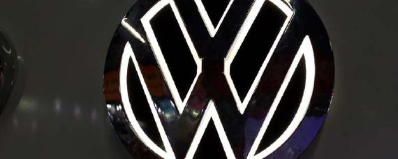 车标换成黑色的违法吗