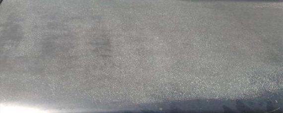 黑车漆面有白色斑点原因