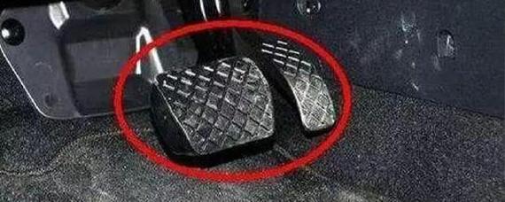 刹车踩下去很软是什么原因