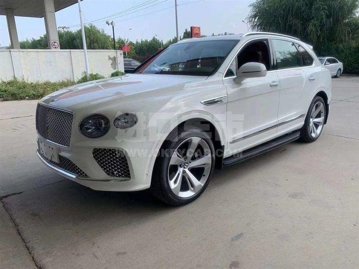 f_900x675_0_q87_autohomecar__ChsEkF9tyOiAdXzyAAI-zmmZZUk869