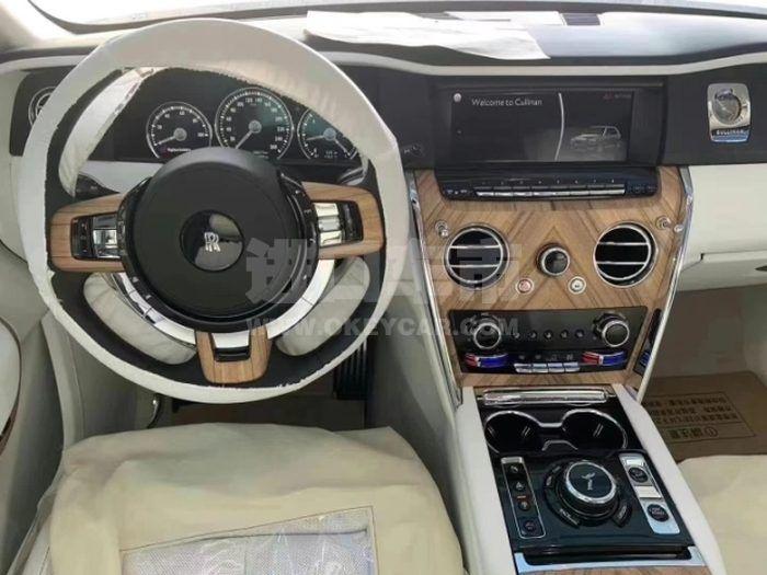 7bb45d69e78b69ca6f943d2b8efb5569