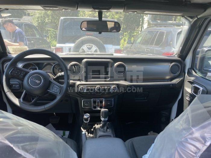 6b42618521bd1a9d15d7d3972b5d41a1